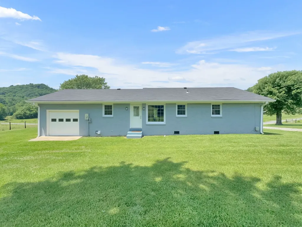1358 Dry Branch Road Dixon Springs TN 37057