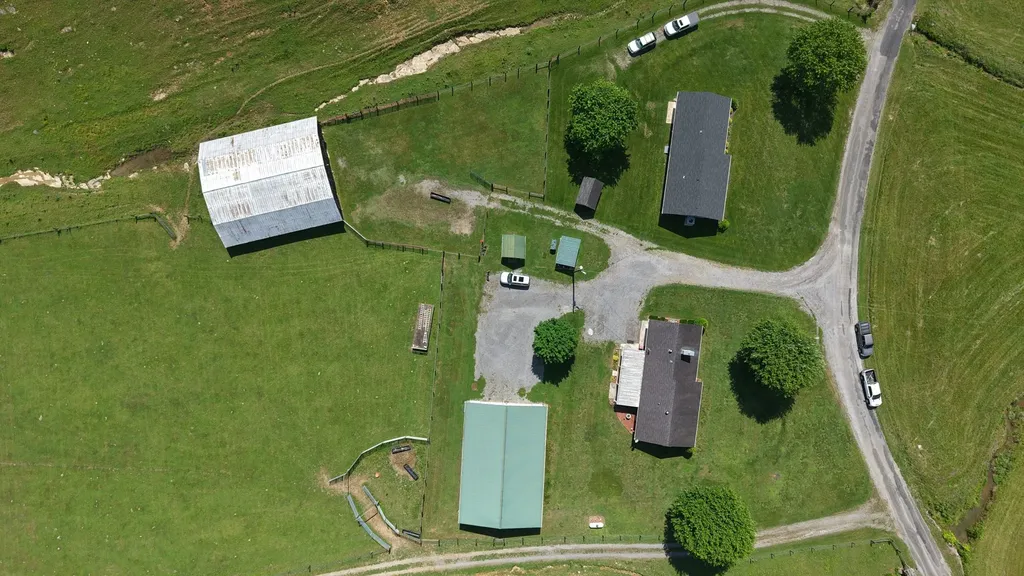 1358 Dry Branch Road Dixon Springs TN 37057