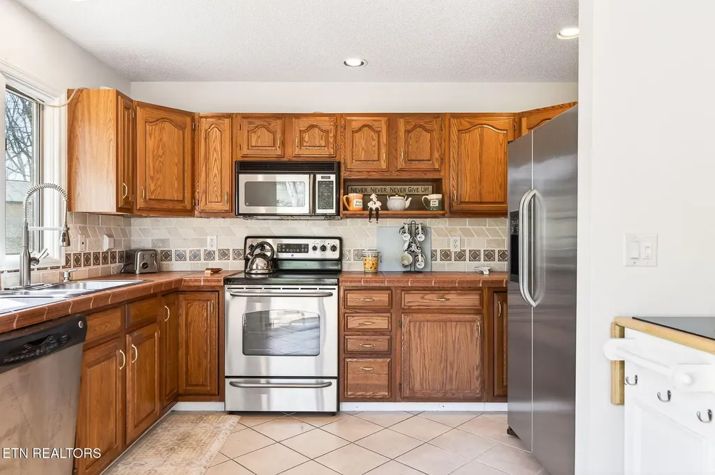 113 Prescott Lane Crossville TN 38558