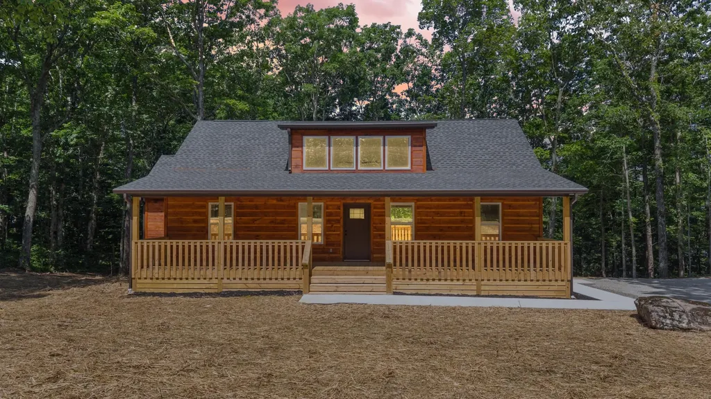 2377 Porch Rock Road Pikeville TN 37367