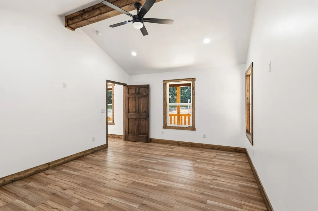 2377 Porch Rock Road Pikeville TN 37367