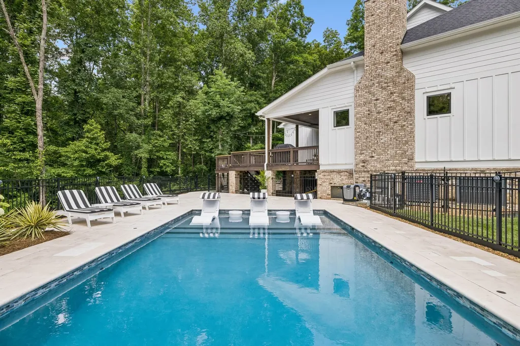 5912 Pinewood Road Franklin TN 37064