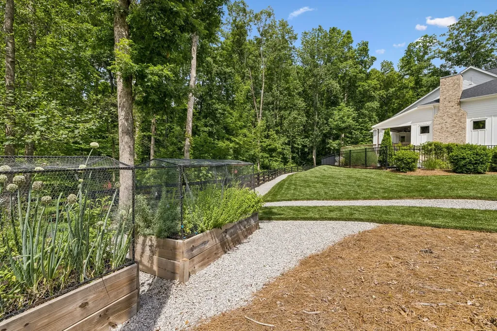 5912 Pinewood Road Franklin TN 37064