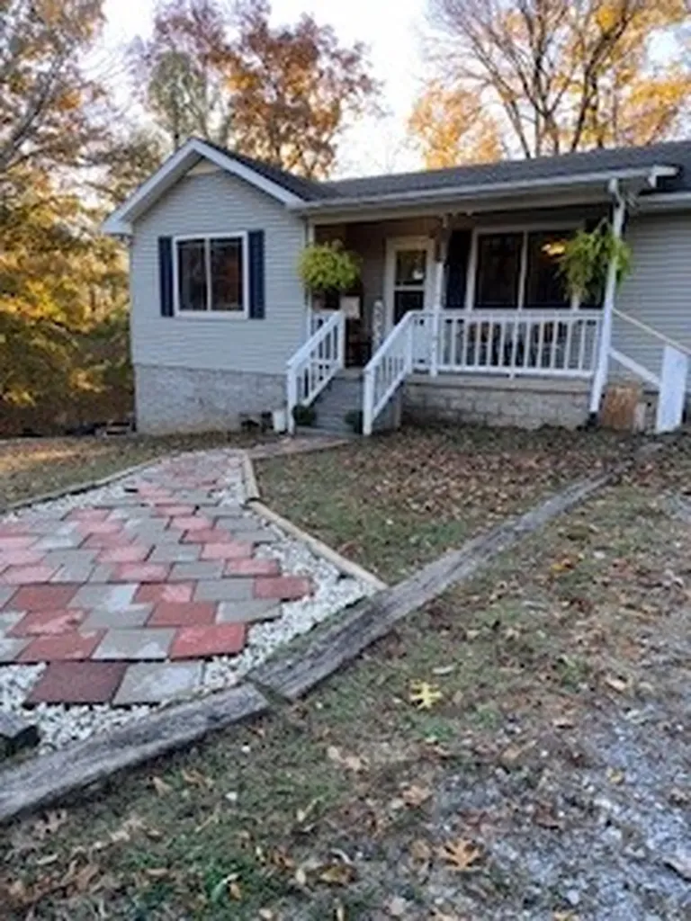 49 Roberts Lane Lebanon TN 37087