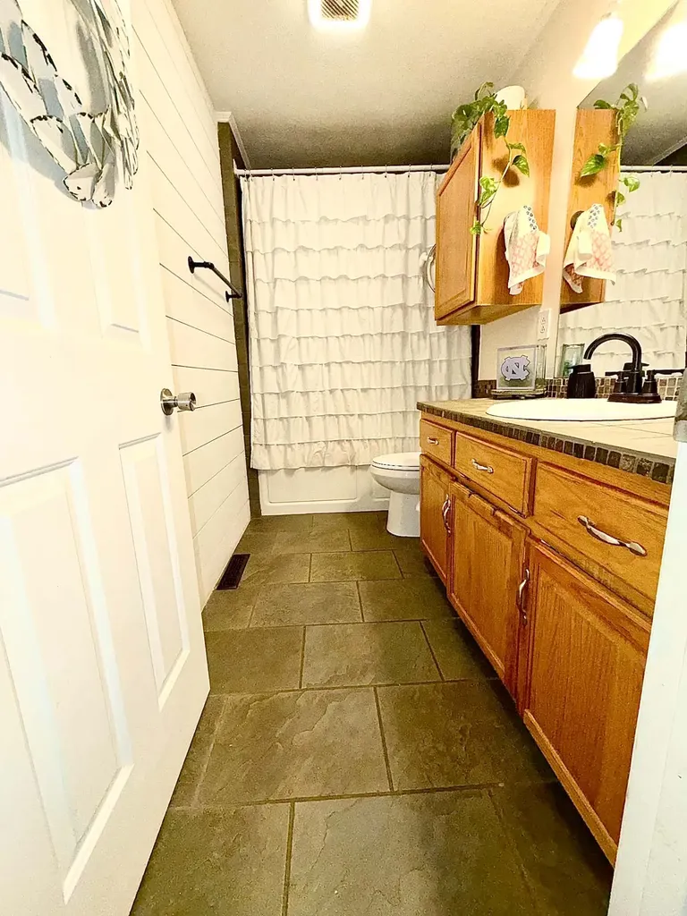 49 Roberts Lane Lebanon TN 37087