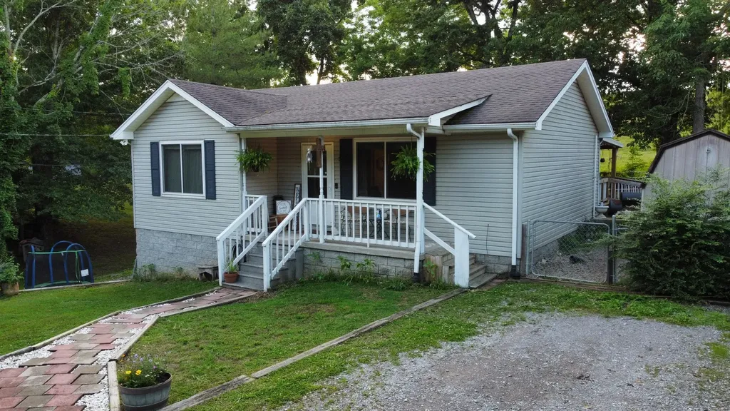 49 Roberts Lane Lebanon TN 37087