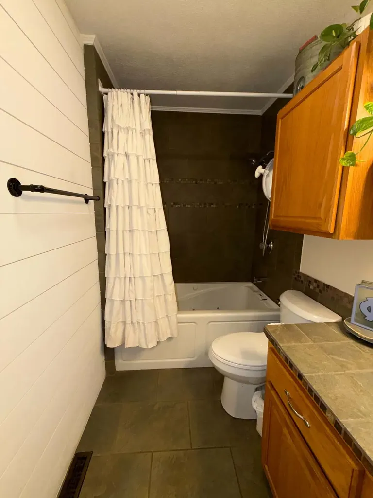 49 Roberts Lane Lebanon TN 37087