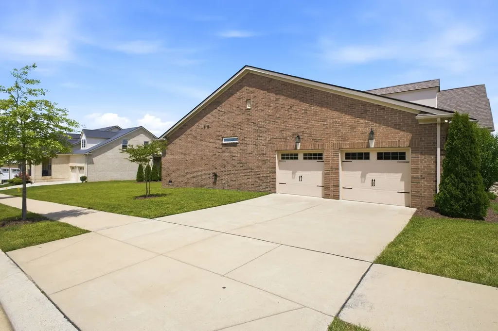 124 Snowden St, E Franklin TN 37064
