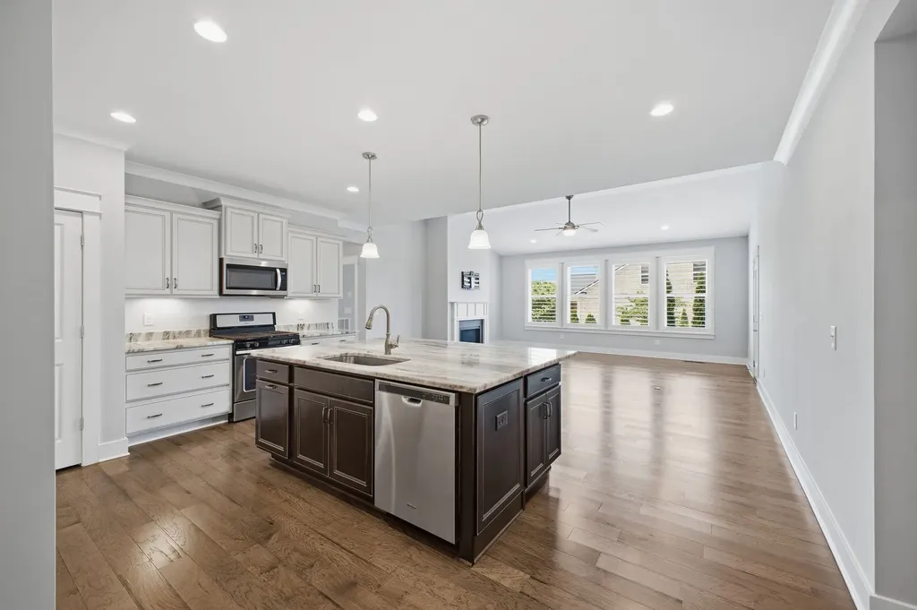 124 Snowden St, E Franklin TN 37064