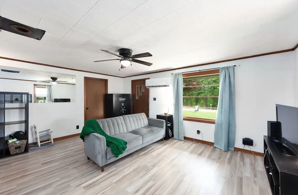 584 Talley Road Hornsby TN 38044