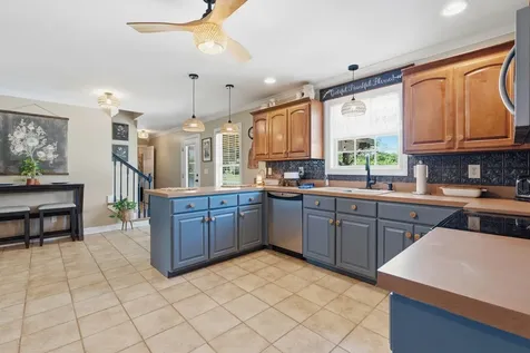 5017 Somerville Road Cross Plains TN 37049