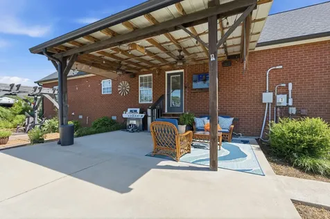 5017 Somerville Road Cross Plains TN 37049