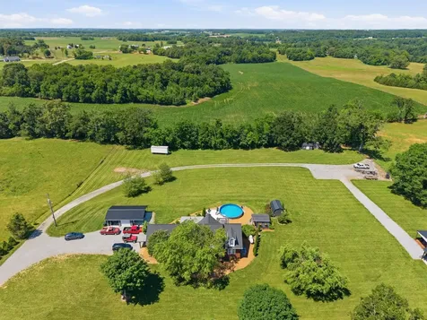 5017 Somerville Road Cross Plains TN 37049