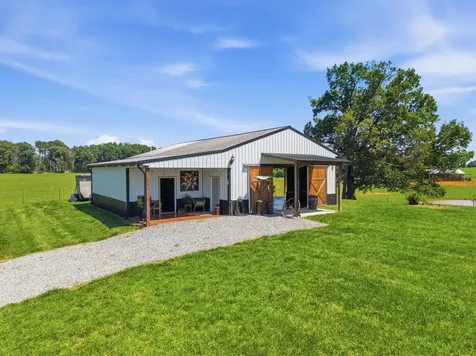 5017 Somerville Road Cross Plains TN 37049