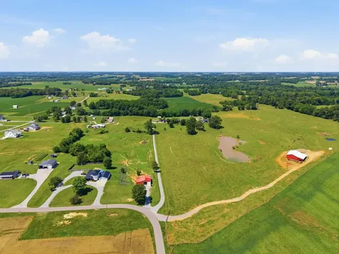 5017 Somerville Road Cross Plains TN 37049