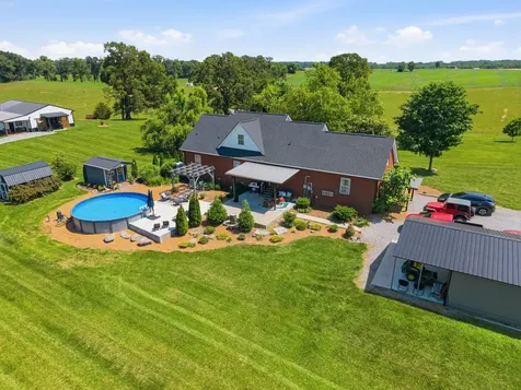 5017 Somerville Road Cross Plains TN 37049