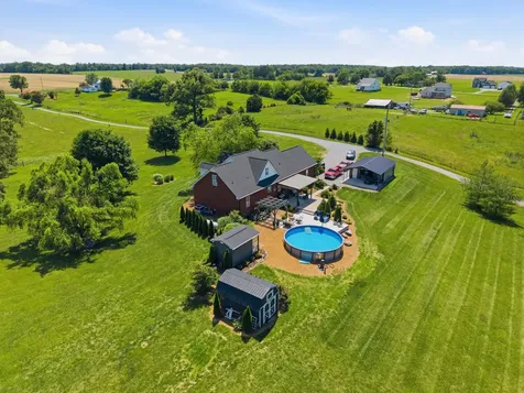 5017 Somerville Road Cross Plains TN 37049