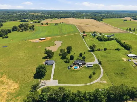 5017 Somerville Road Cross Plains TN 37049