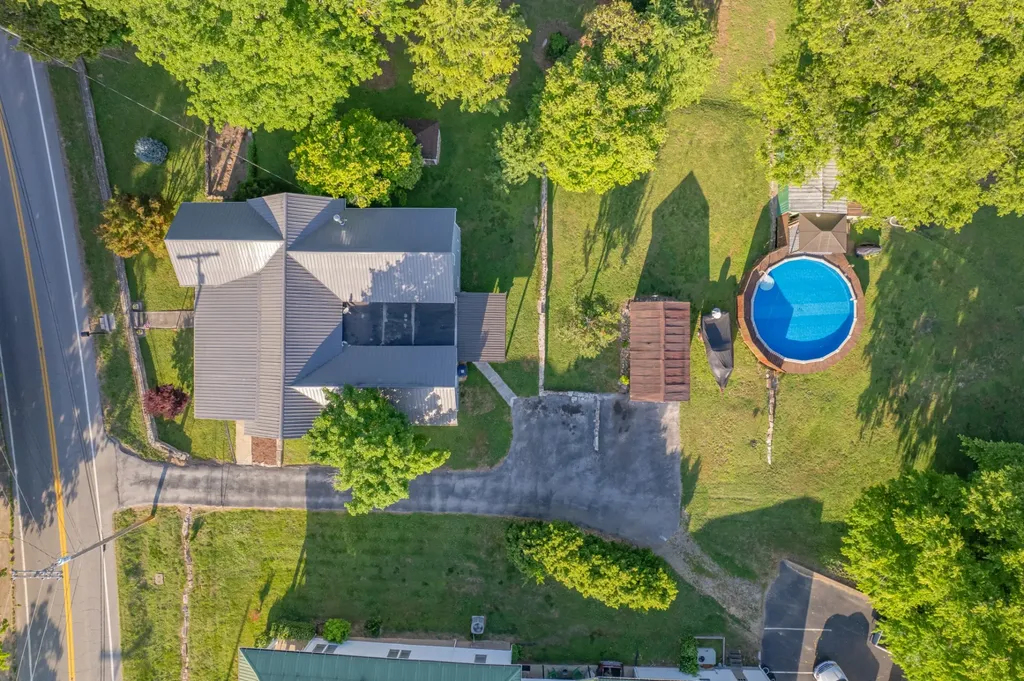 1586 Main Street Lynnville TN 38472