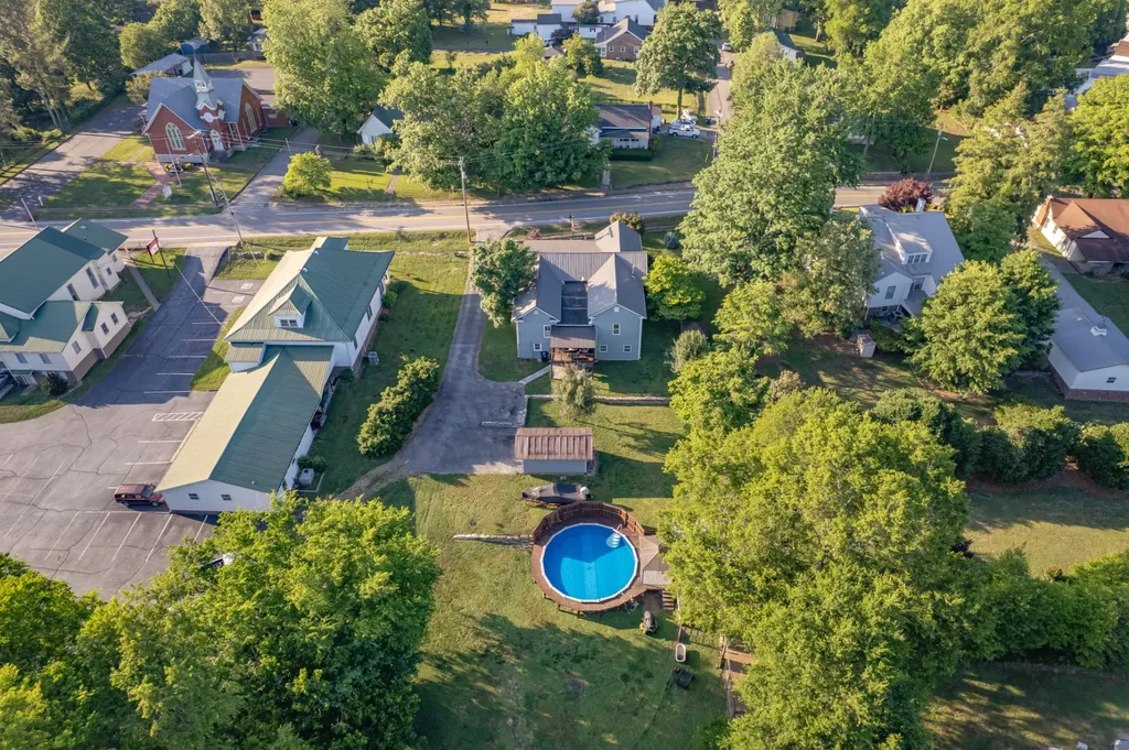 1586 Main Street Lynnville TN 38472