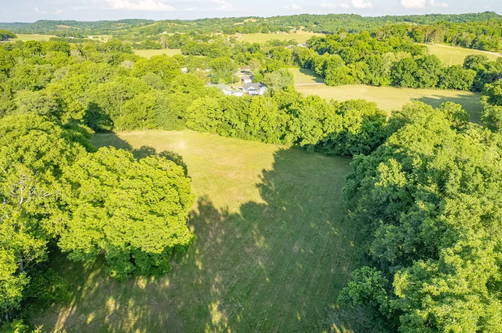 1586 Main Street Lynnville TN 38472