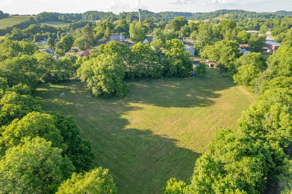1586 Main Street Lynnville TN 38472