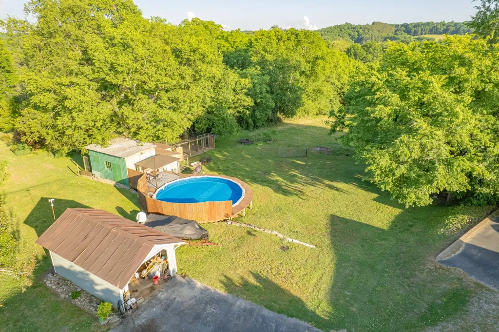 1586 Main Street Lynnville TN 38472