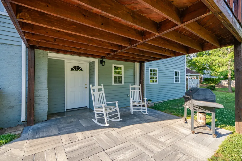 1586 Main Street Lynnville TN 38472