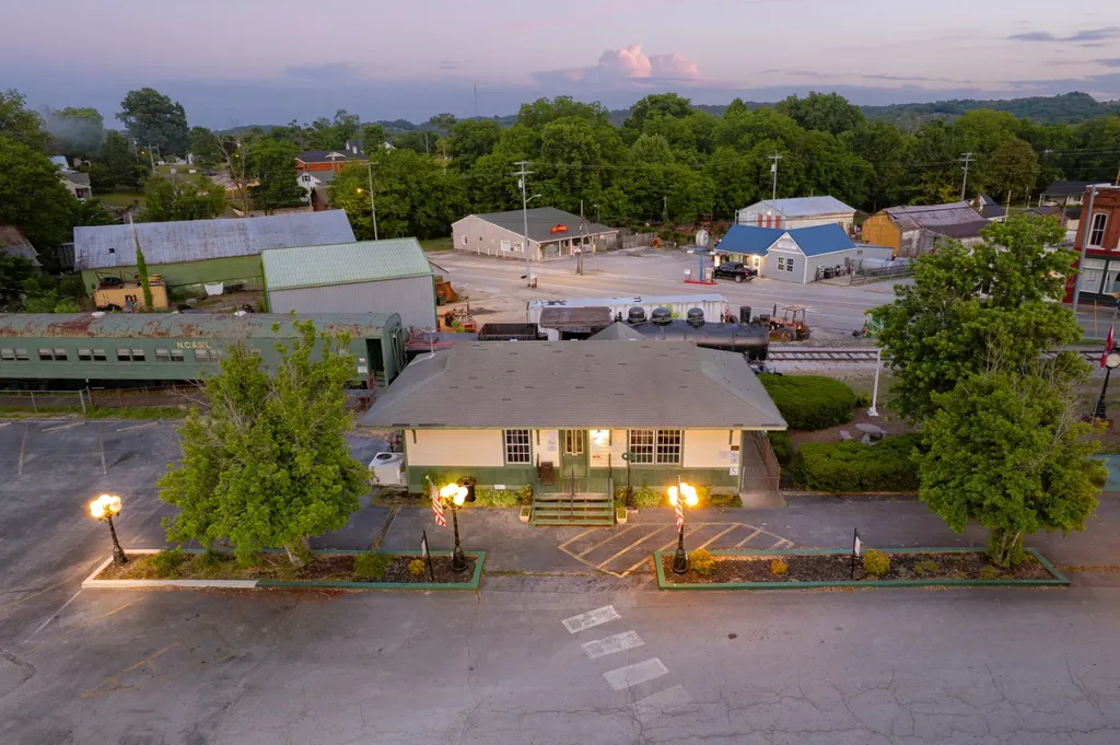 1586 Main Street Lynnville TN 38472