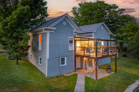 1586 Main Street Lynnville TN 38472