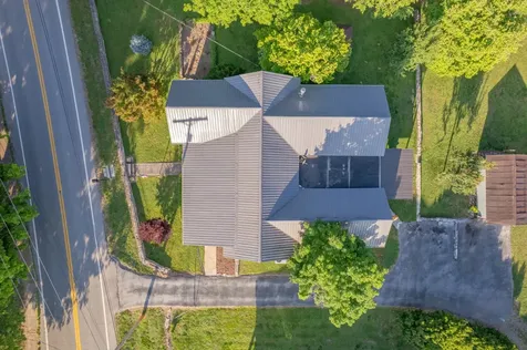1586 Main Street Lynnville TN 38472