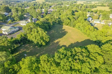 1586 Main Street Lynnville TN 38472
