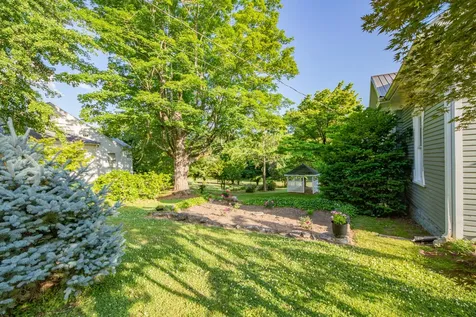 1586 Main Street Lynnville TN 38472