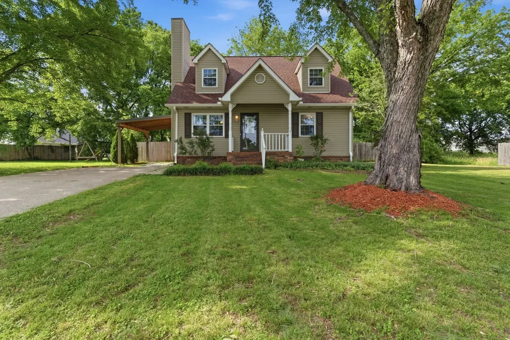 240 E Morris Drive Gallatin TN 37066