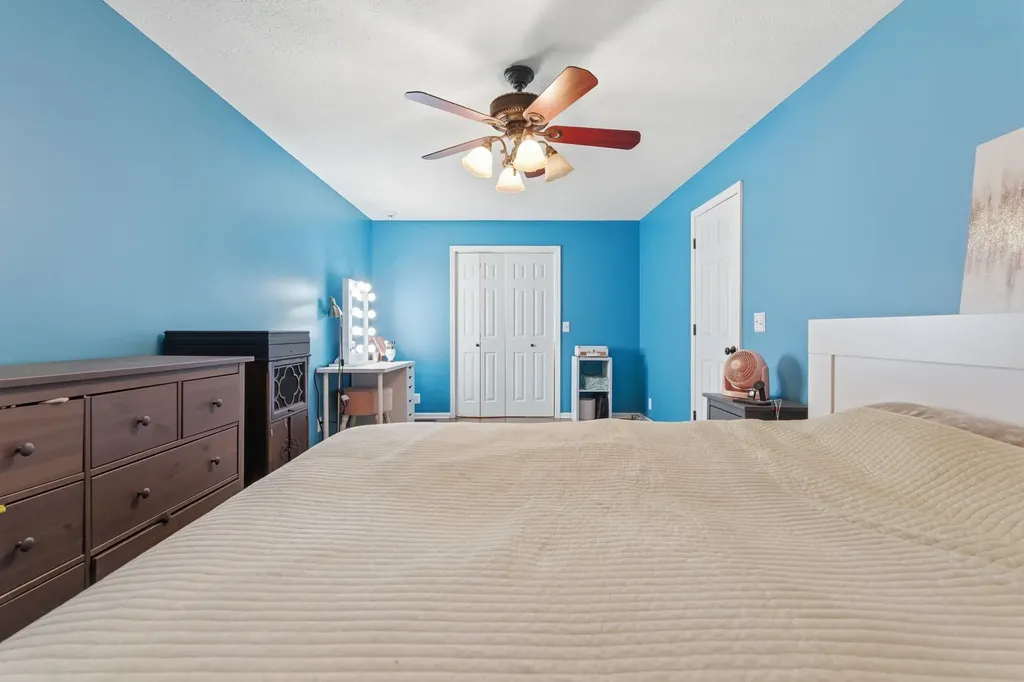 240 E Morris Drive Gallatin TN 37066