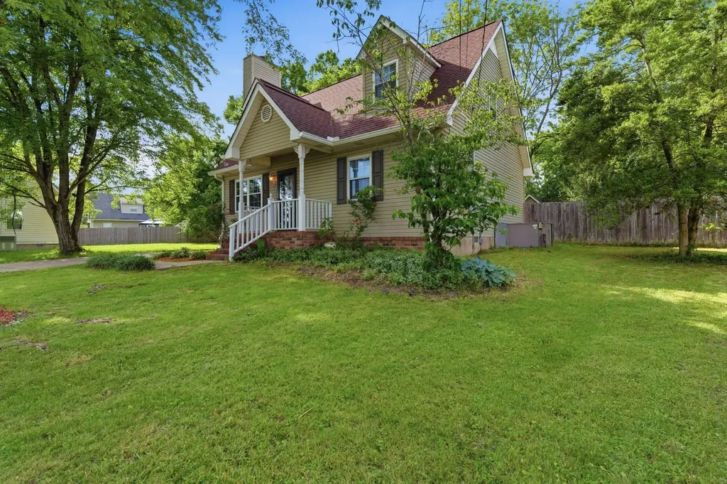 240 E Morris Drive Gallatin TN 37066