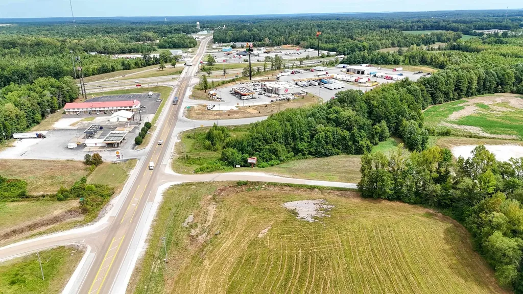 0 Highway 641 Holladay TN 38341