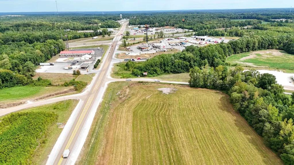 0 Highway 641 Holladay TN 38341