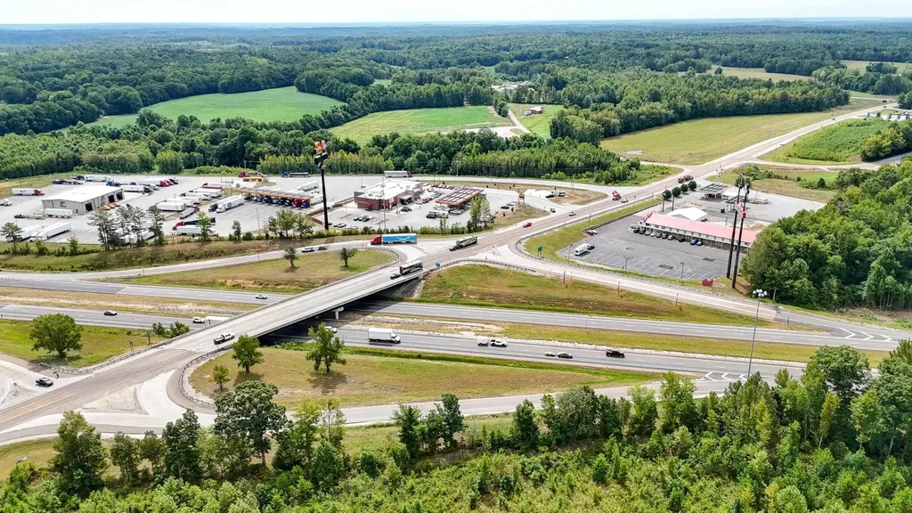 0 Highway 641 Holladay TN 38341