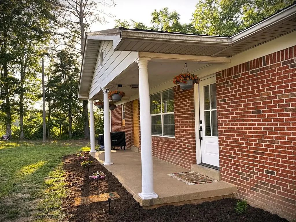 1348 Unionhill Road Red Boiling Springs TN 37150