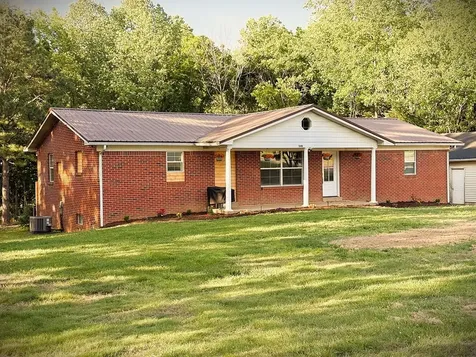 1348 Unionhill Road Red Boiling Springs TN 37150