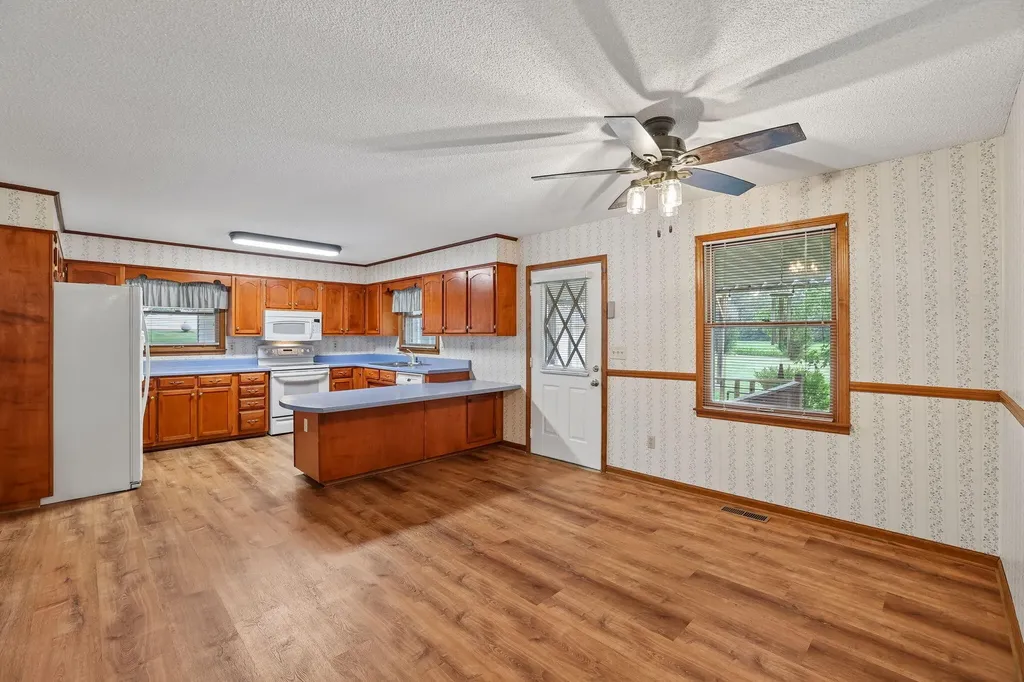 241 Freeman Sherrill Road Manchester TN 37355