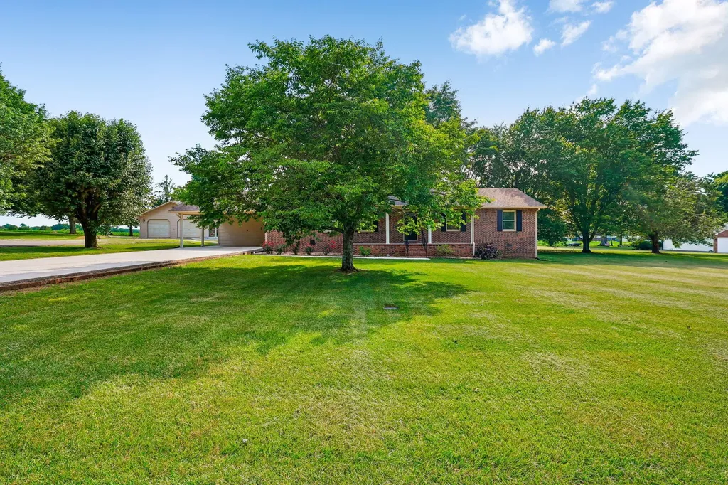 241 Freeman Sherrill Road Manchester TN 37355