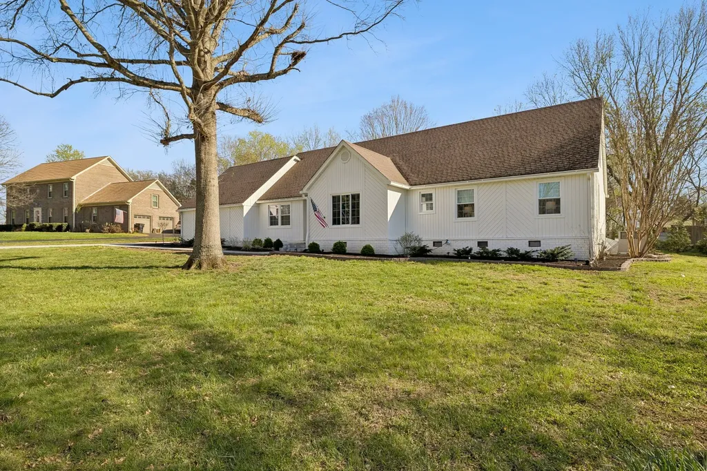 1437 Twin Feather Drive Murfreesboro TN 37129