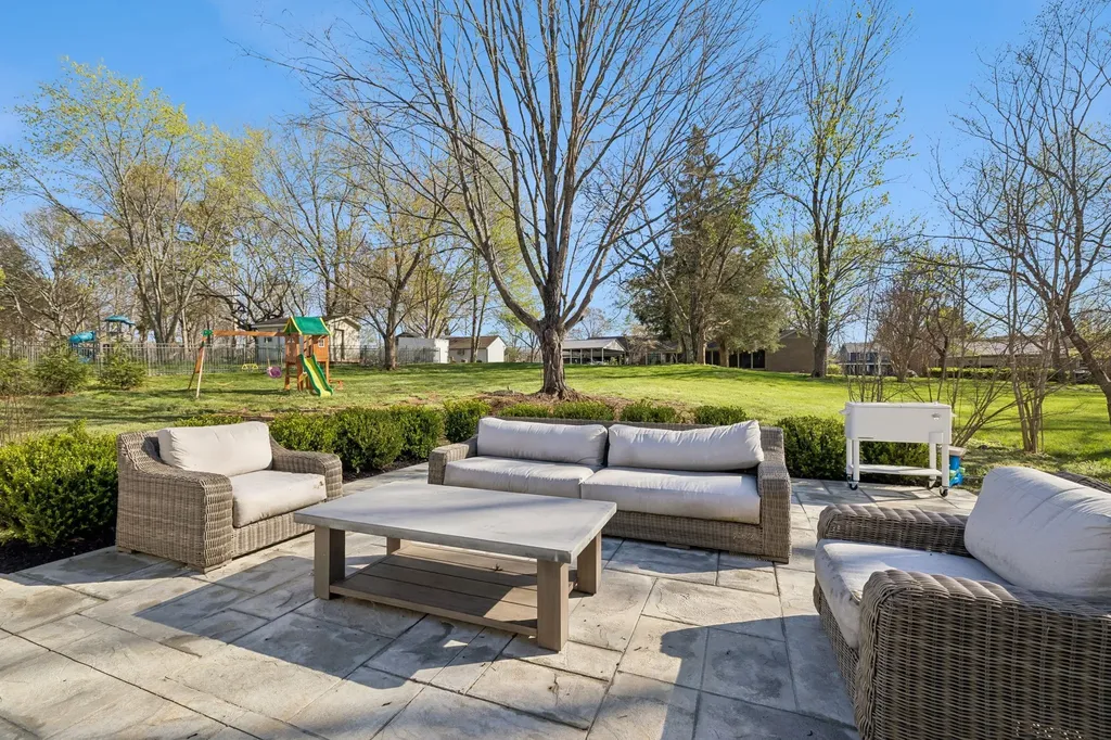 1437 Twin Feather Drive Murfreesboro TN 37129