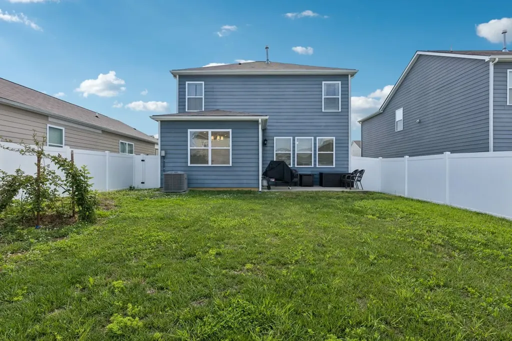 807 Long Leaf Road Lebanon TN 37087
