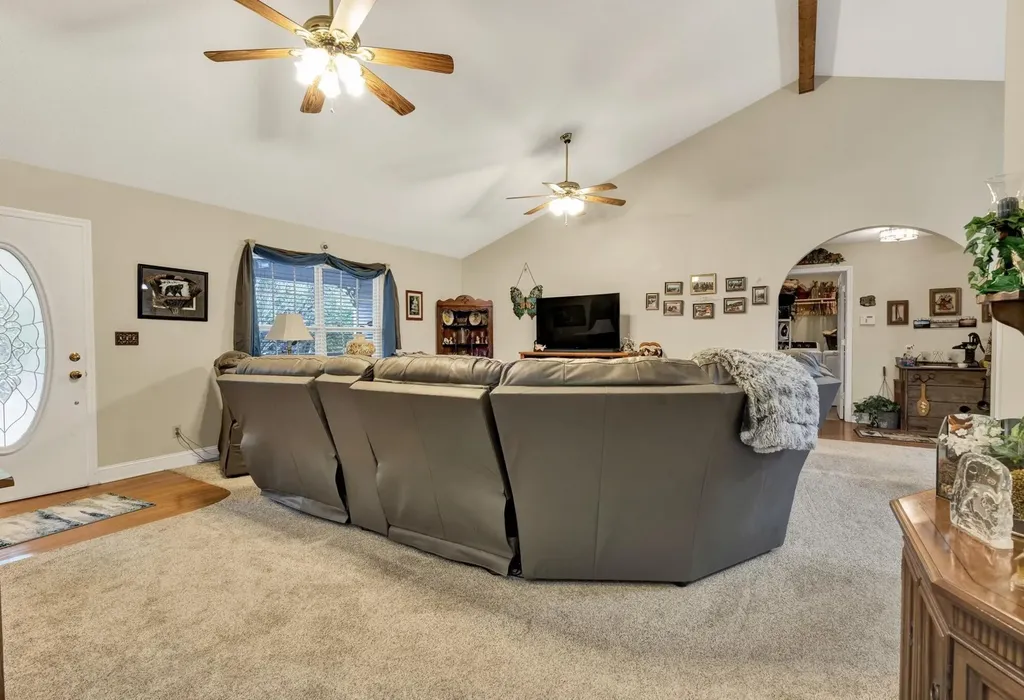 116 Burgess Drive Benton TN 37307