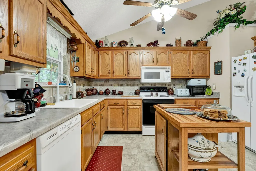 116 Burgess Drive Benton TN 37307