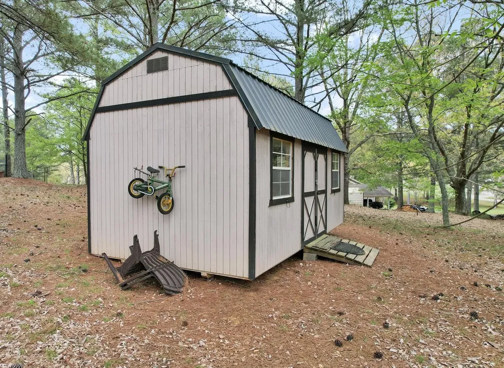 116 Burgess Drive Benton TN 37307