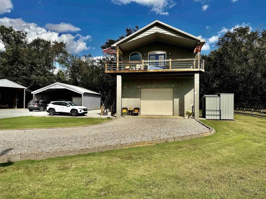 3060 Catfish Lane Crump TN 38327